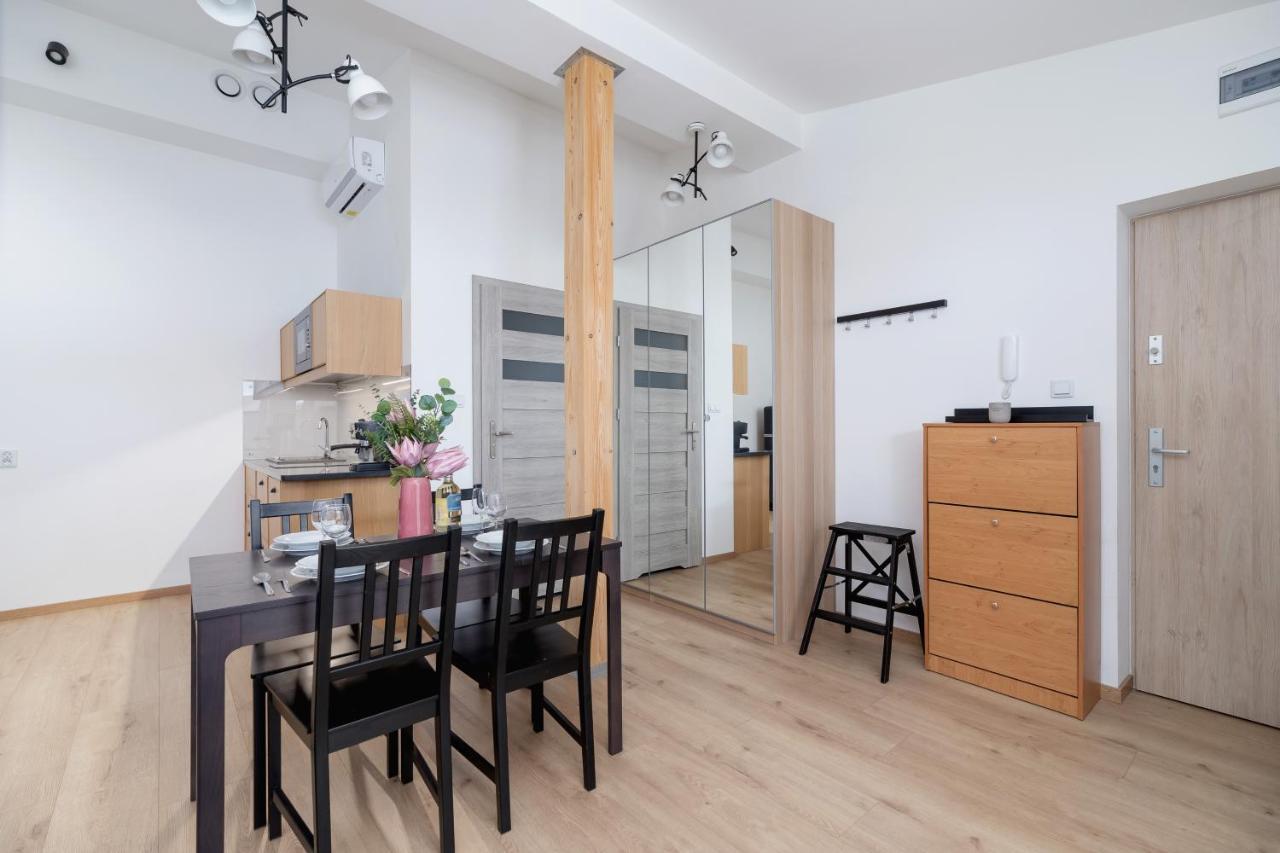 Kazimierz Apartments Near Wawel Royal Castle By Renters Krakow Exterior photo